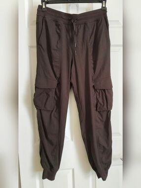 Lululemon Brown Cargo Jogger Size M